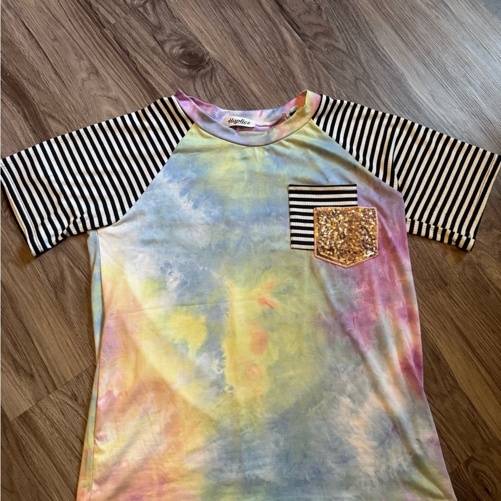 Striped Sleeve Tie-Dye Tee with Glitter Pocket